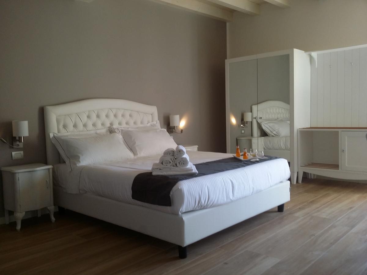 B&B Emozioni E Relax Pietole ภายนอก รูปภาพ